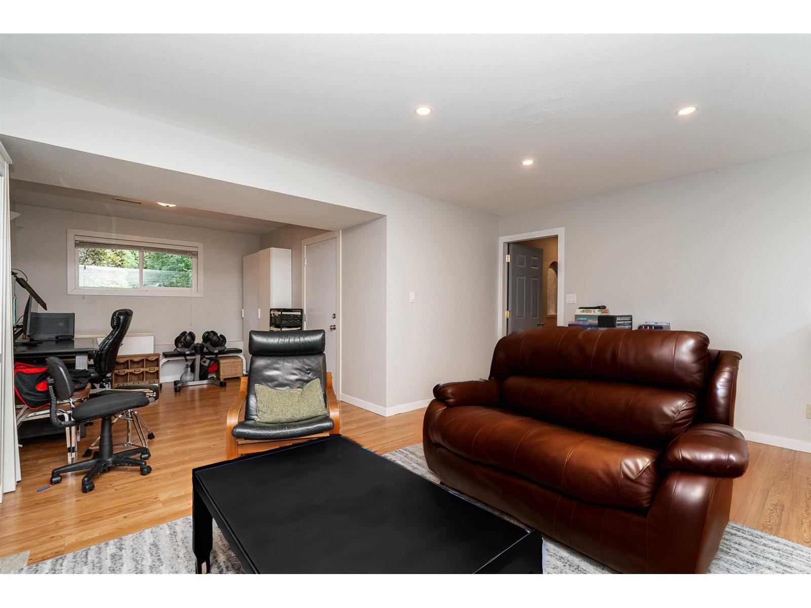 34305 Larch Street, Abbotsford, British Columbia  V2S 2P7 - Photo 21 - R3056707