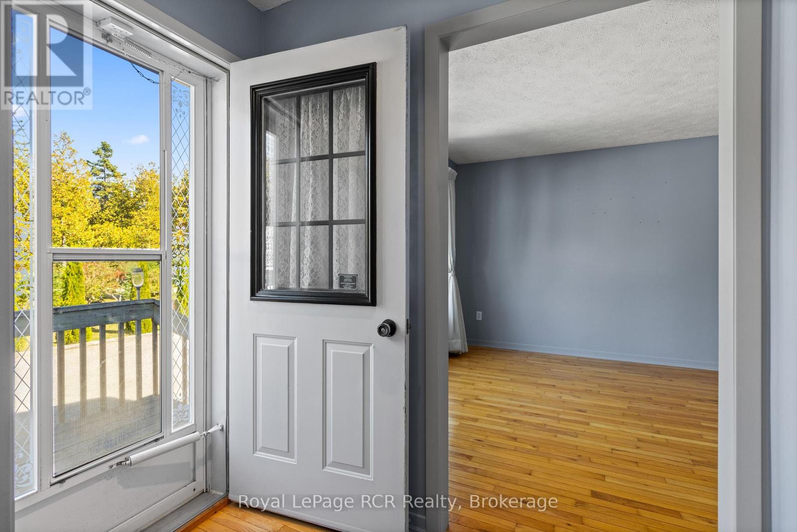 505 Pike Bay Road W, Northern Bruce Peninsula, Ontario  N0H 1W0 - Photo 11 - X12434809