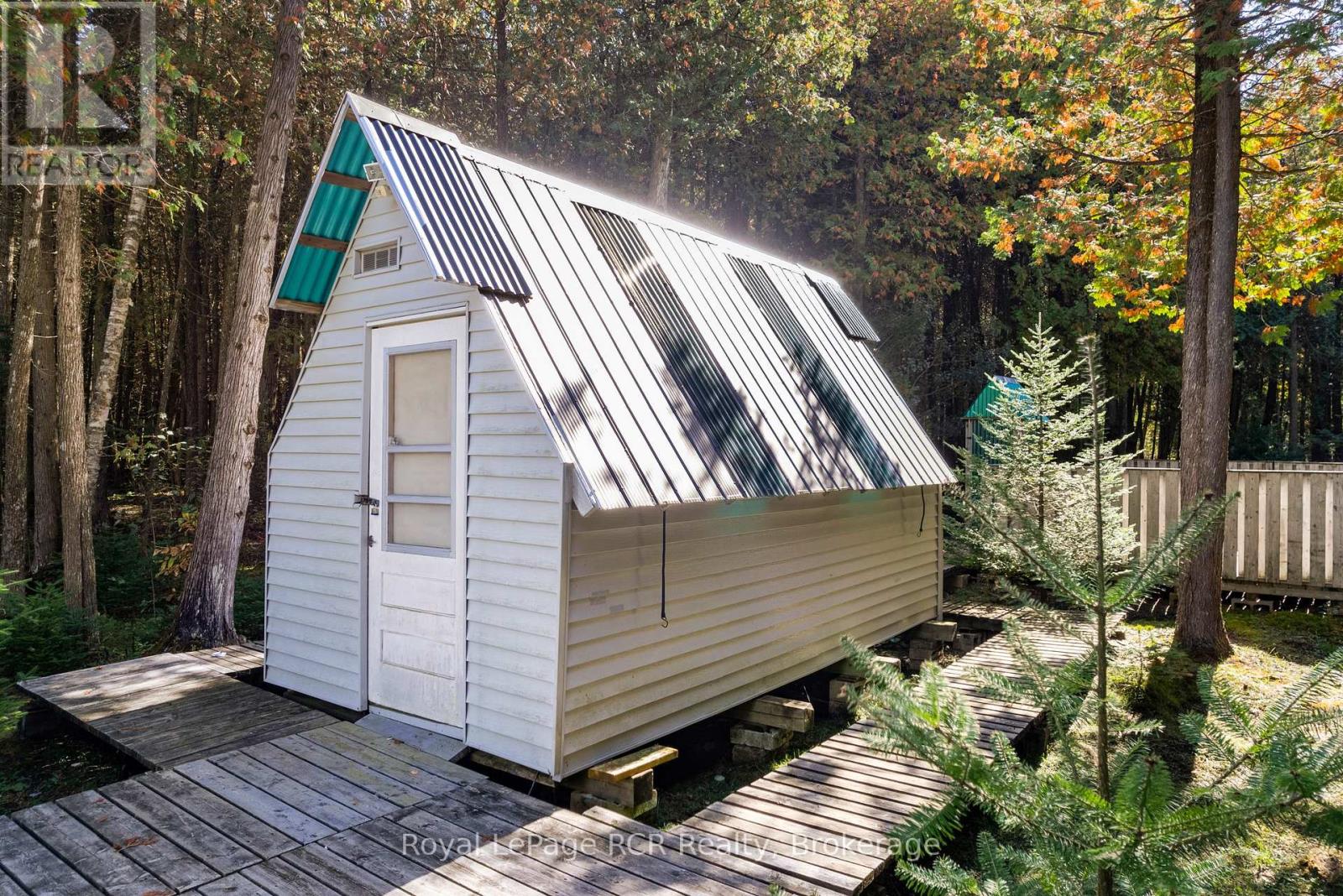 505 Pike Bay Road W, Northern Bruce Peninsula, Ontario  N0H 1W0 - Photo 41 - X12434809