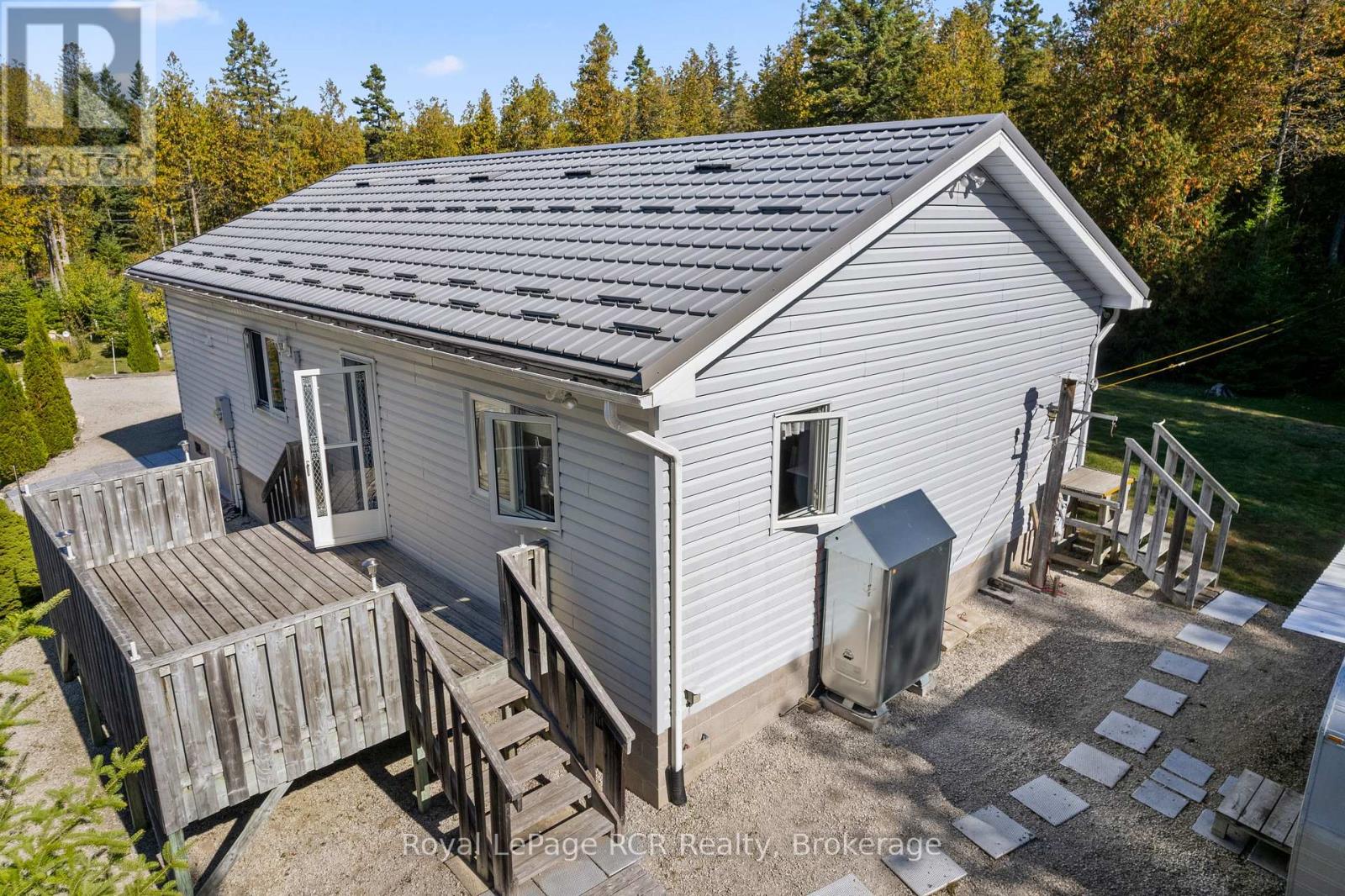 505 Pike Bay Road W, Northern Bruce Peninsula, Ontario  N0H 1W0 - Photo 7 - X12434809