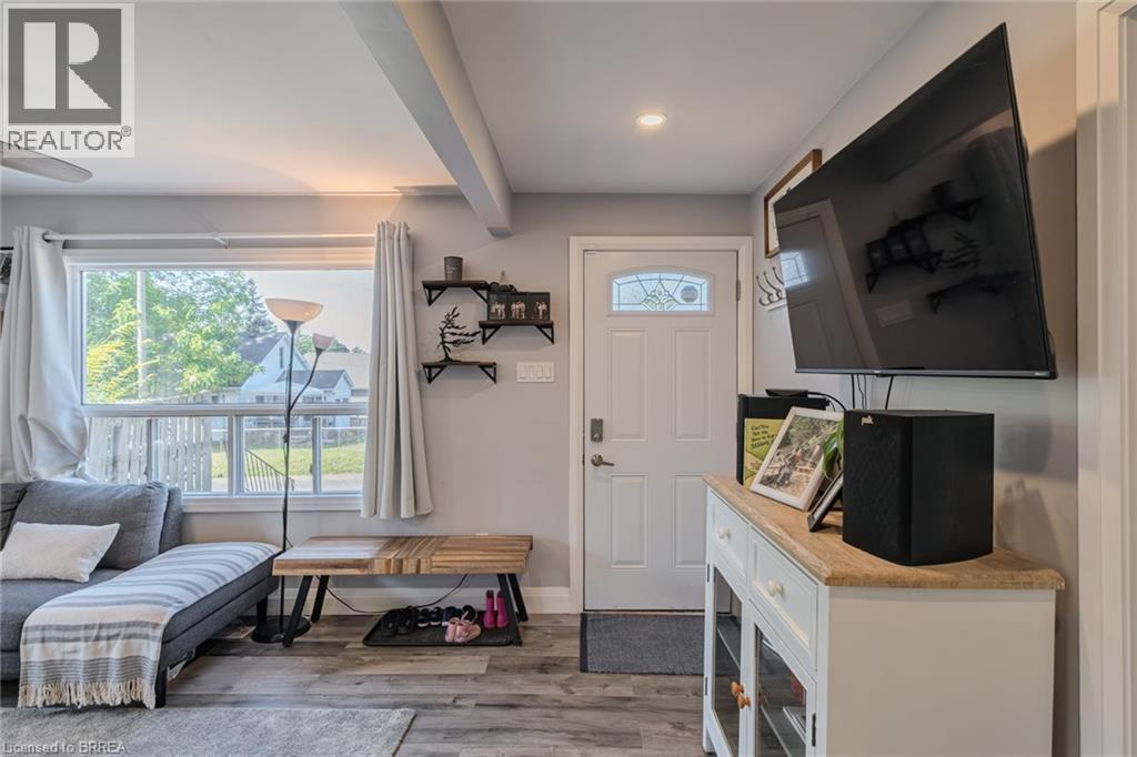 37 Twelfth Avenue, Brantford, Ontario  N3S 6P1 - Photo 6 - 40777753