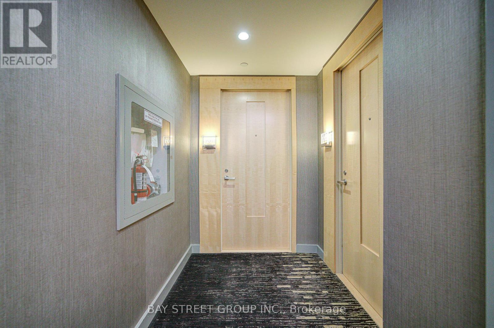 1201 - 45 Charles Street E, Toronto, Ontario  M4Y 0B8 - Photo 4 - C12453376