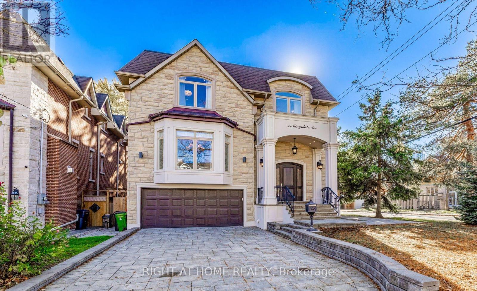 85 KINGSDALE AVENUE, Toronto, Ontario