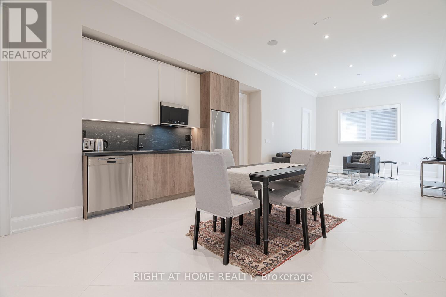85 Kingsdale Avenue, Toronto, Ontario  M2N 3W5 - Photo 8 - C12453379