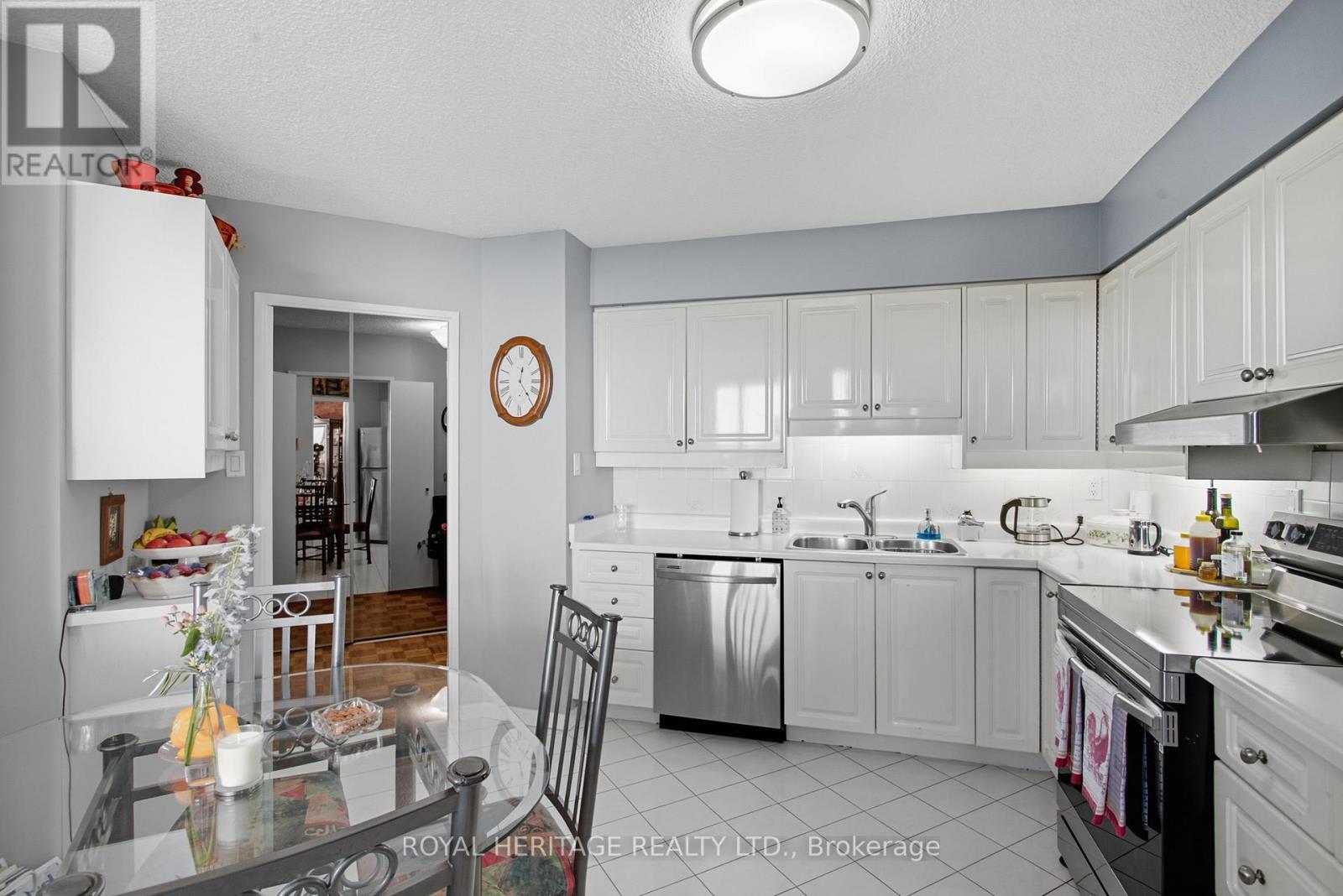 1706 - 75 Graydon Hall Drive, Toronto, Ontario  M3A 3M5 - Photo 10 - C12453401