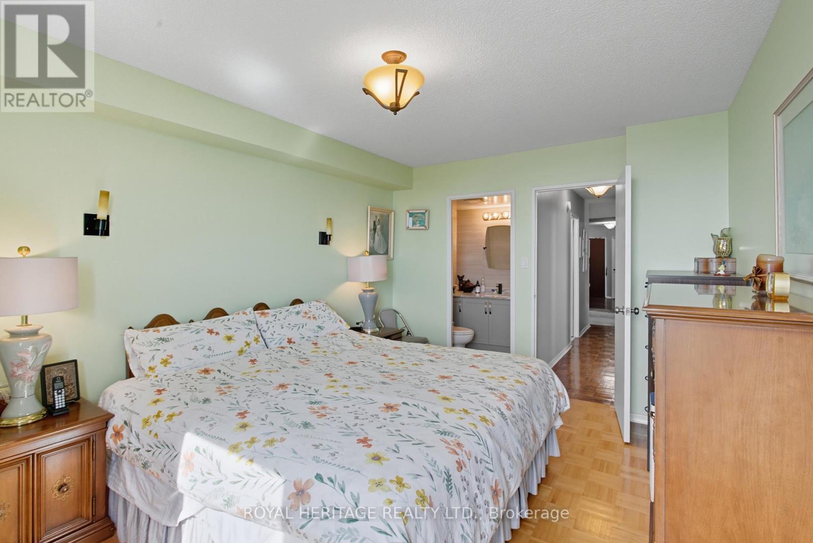 1706 - 75 Graydon Hall Drive, Toronto, Ontario  M3A 3M5 - Photo 13 - C12453401
