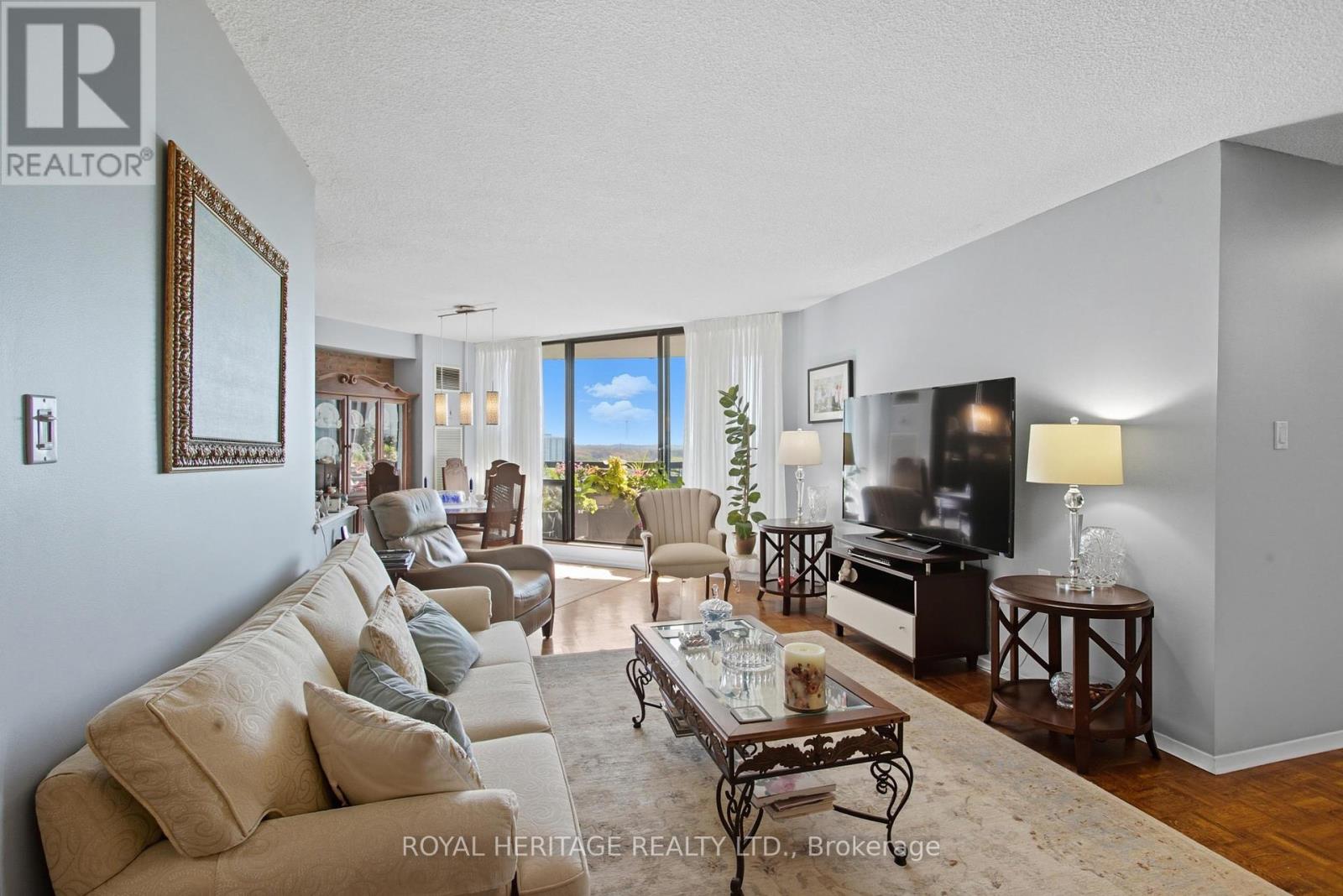 1706 - 75 Graydon Hall Drive, Toronto, Ontario  M3A 3M5 - Photo 4 - C12453401