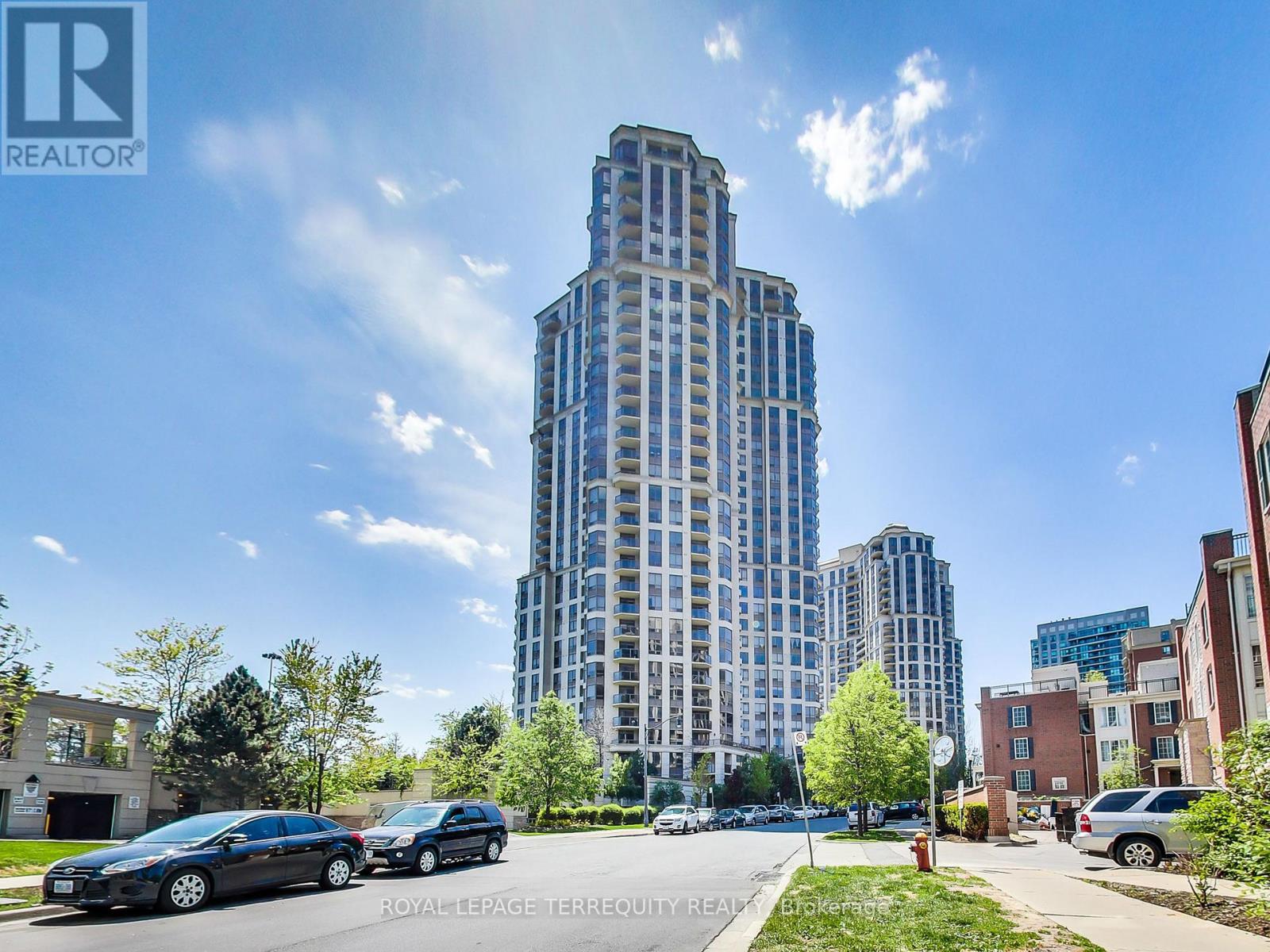 120 - 80 HARRISON GARDEN BOULEVARD, Toronto, Ontario