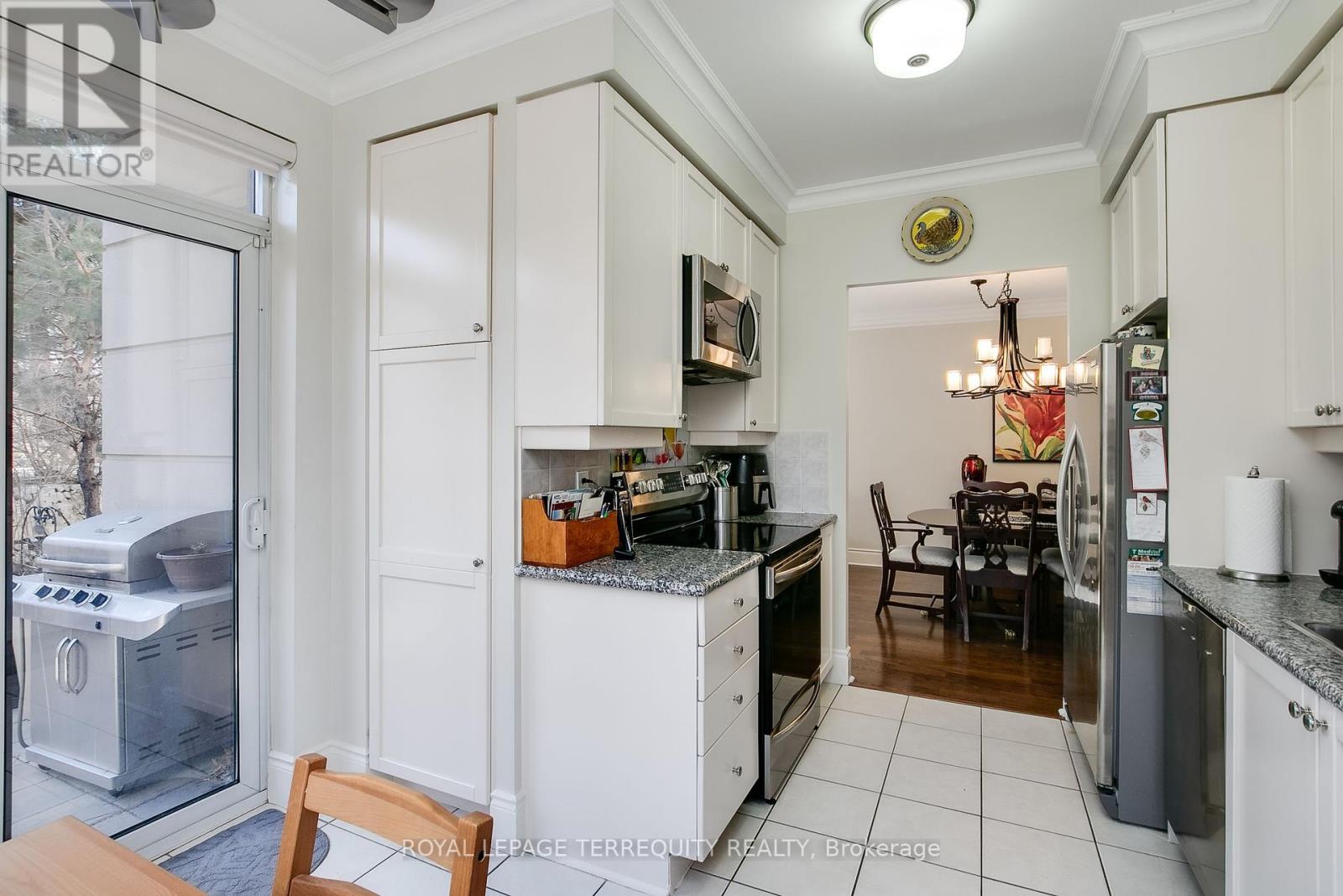 120 - 80 Harrison Garden Boulevard, Toronto, Ontario  M2N 7E3 - Photo 14 - C12453413