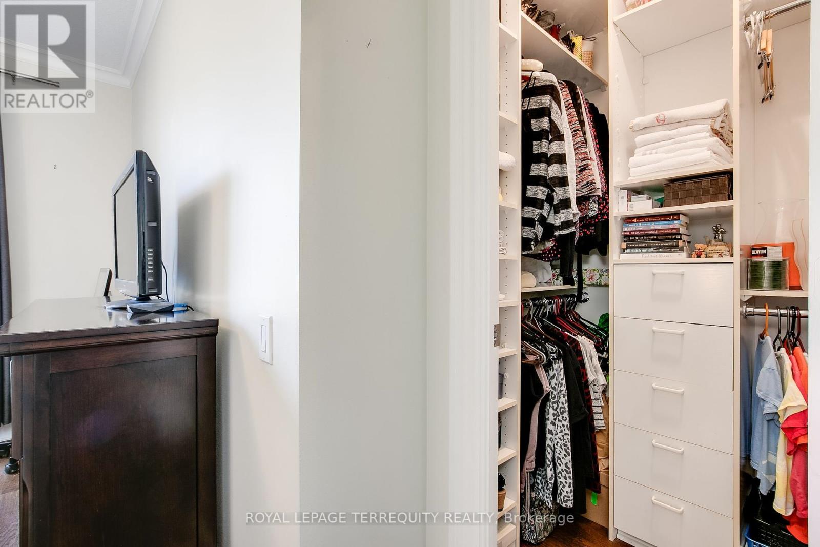 120 - 80 Harrison Garden Boulevard, Toronto, Ontario  M2N 7E3 - Photo 19 - C12453413