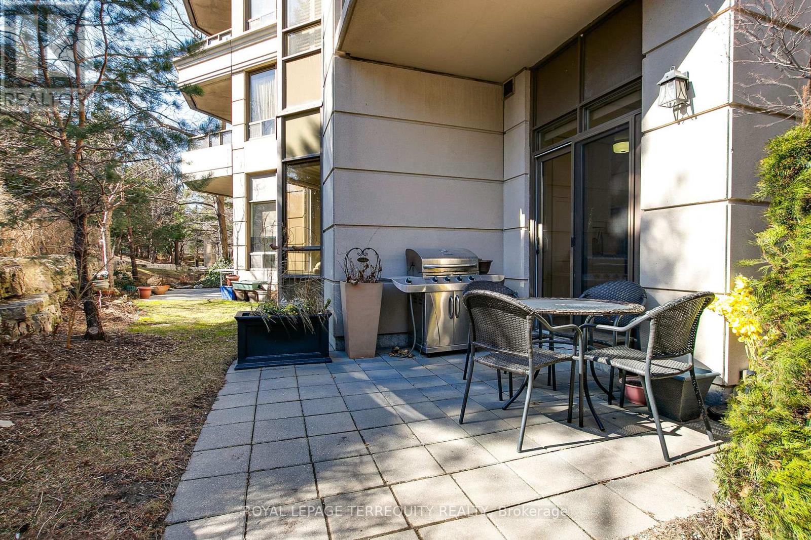 120 - 80 Harrison Garden Boulevard, Toronto, Ontario  M2N 7E3 - Photo 25 - C12453413