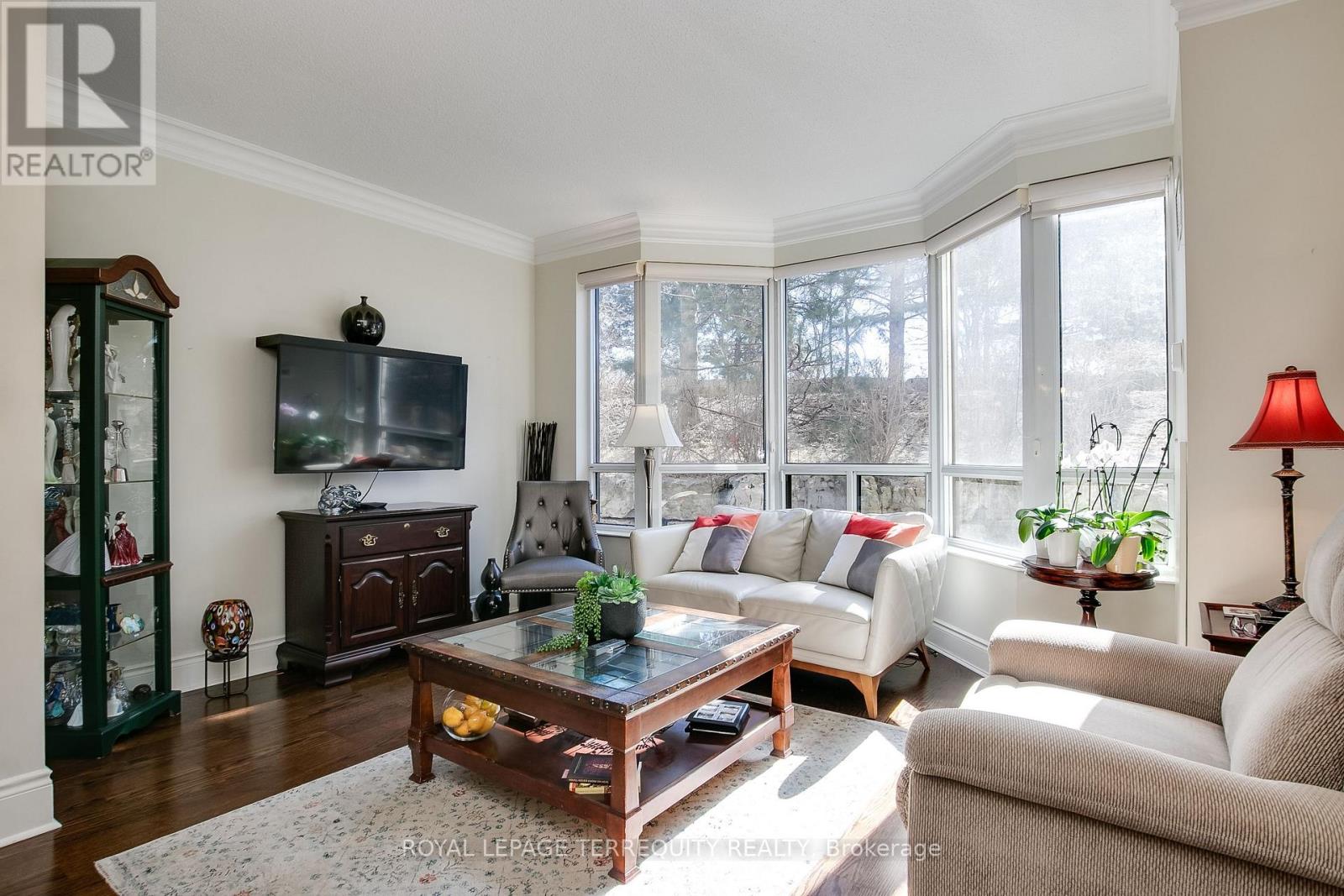 120 - 80 Harrison Garden Boulevard, Toronto, Ontario  M2N 7E3 - Photo 6 - C12453413