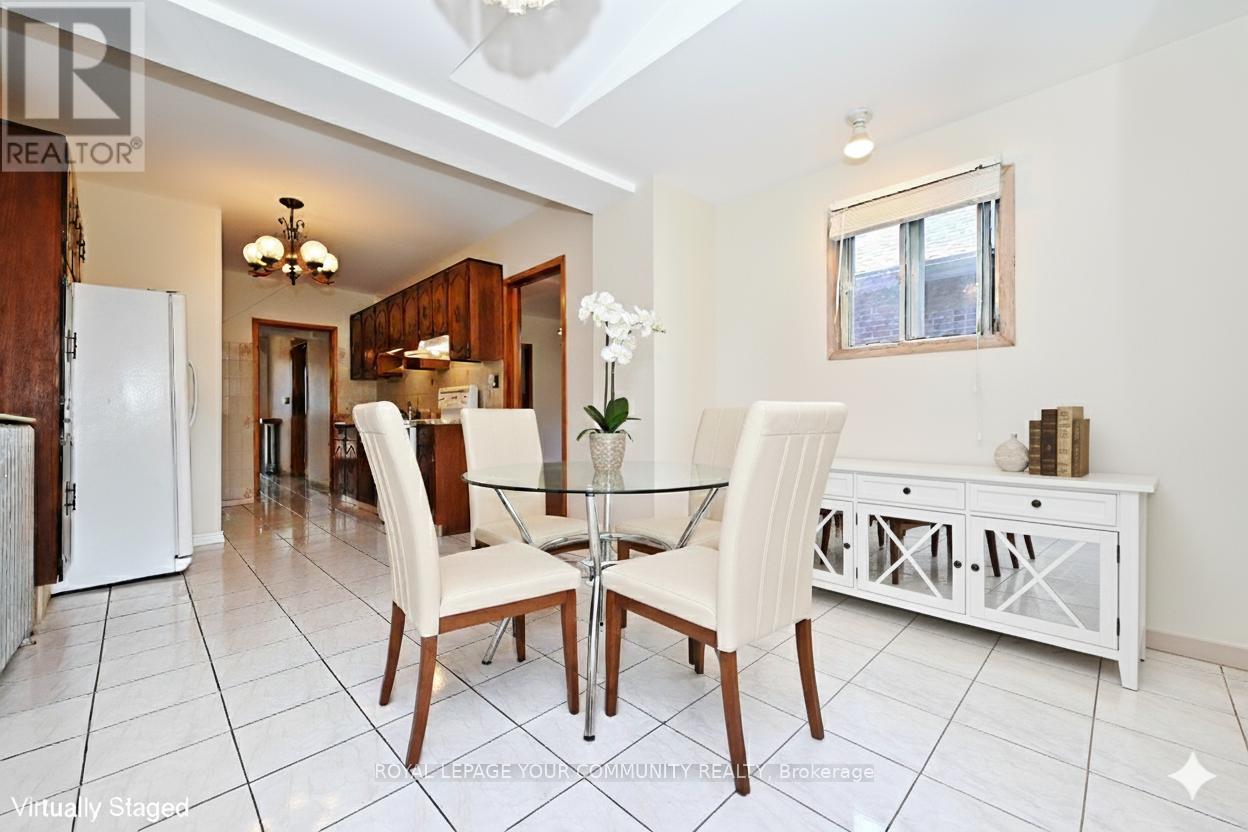 284 Wolverleigh Boulevard, Toronto, Ontario  M4C 1S4 - Photo 19 - E12453369