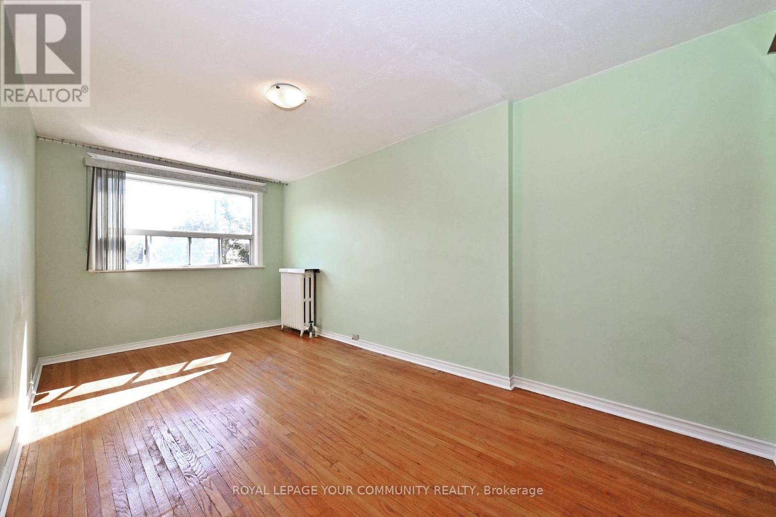 284 Wolverleigh Boulevard, Toronto, Ontario  M4C 1S4 - Photo 28 - E12453369