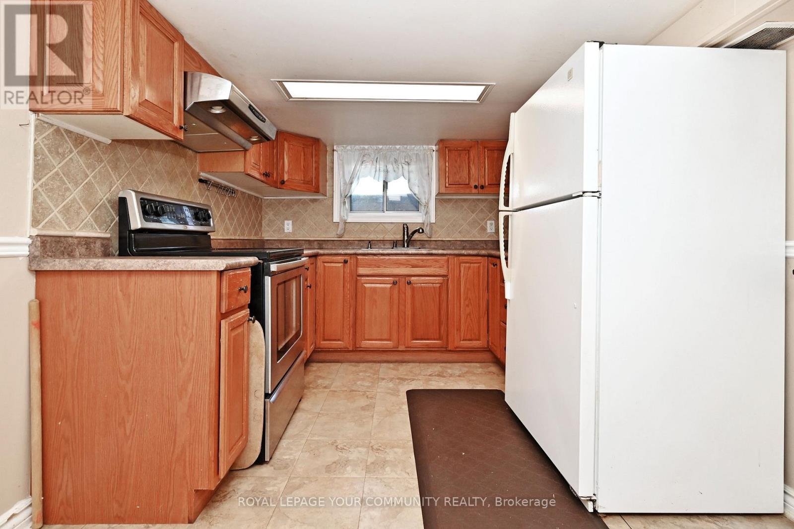 284 Wolverleigh Boulevard, Toronto, Ontario  M4C 1S4 - Photo 39 - E12453369