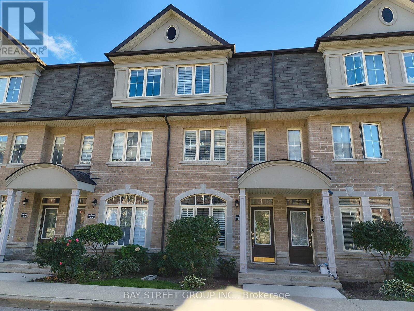 5 - 5 EATON PARK LANE, Toronto, Ontario