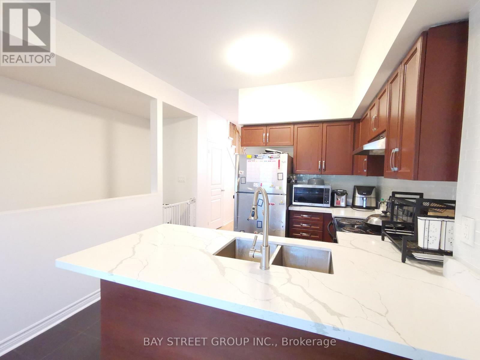 5 - 5 Eaton Park Lane, Toronto, Ontario  M1W 0A5 - Photo 10 - E12453382