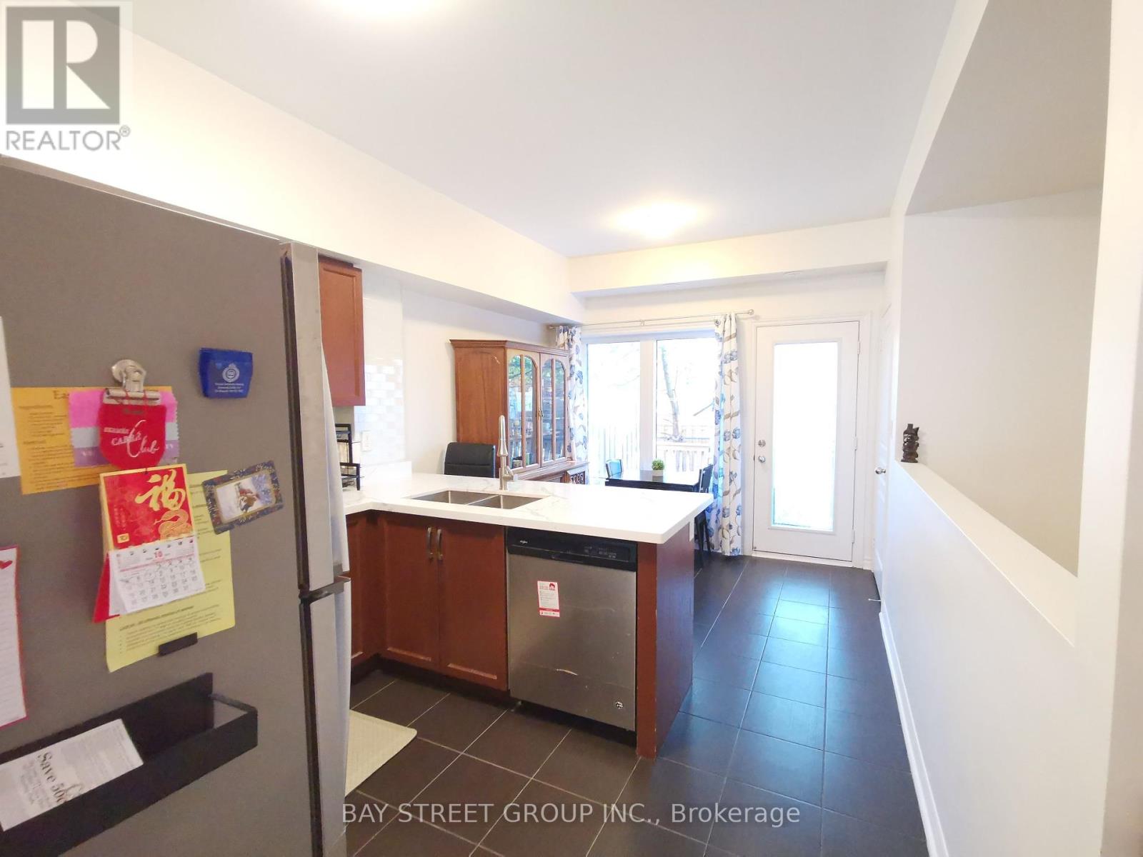 5 - 5 Eaton Park Lane, Toronto, Ontario  M1W 0A5 - Photo 8 - E12453382