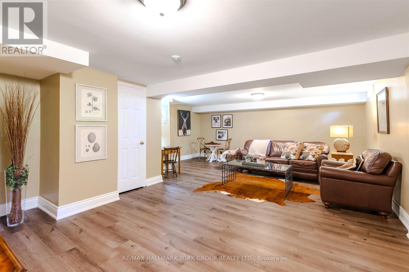 332 John Bowser Crescent, Newmarket, Ontario  L3Y 7P2 - Photo 26 - N12453400