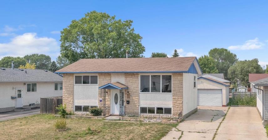 6 Madrill Close, Winnipeg, Manitoba  R2P 0J1 - Photo 0 - 202526181