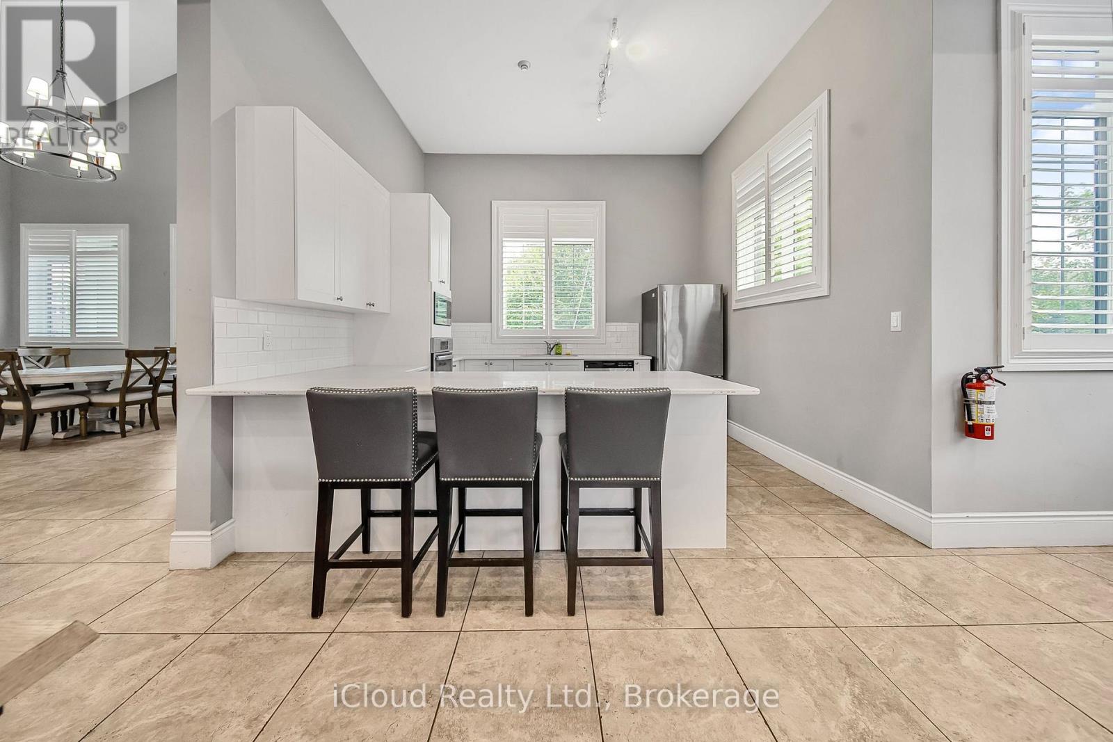 411 - 1440 Main Street E, Milton, Ontario  L9T 8W3 - Photo 32 - W12453364