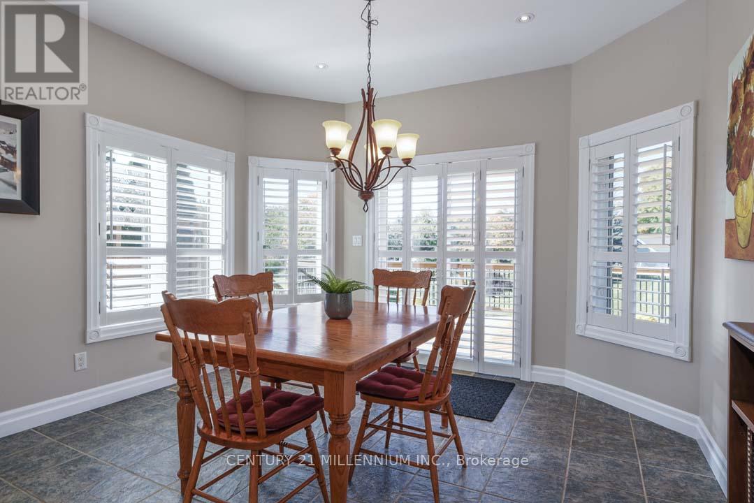 8 Castlewood Court, Caledon, Ontario  L7K 0C1 - Photo 21 - W12453371