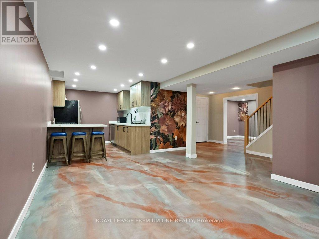 417 Kingsview Drive, Caledon, Ontario  L7E 1J4 - Photo 21 - W12453372