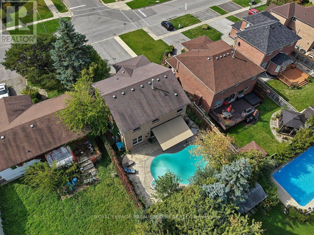 417 Kingsview Drive, Caledon, Ontario  L7E 1J4 - Photo 26 - W12453372