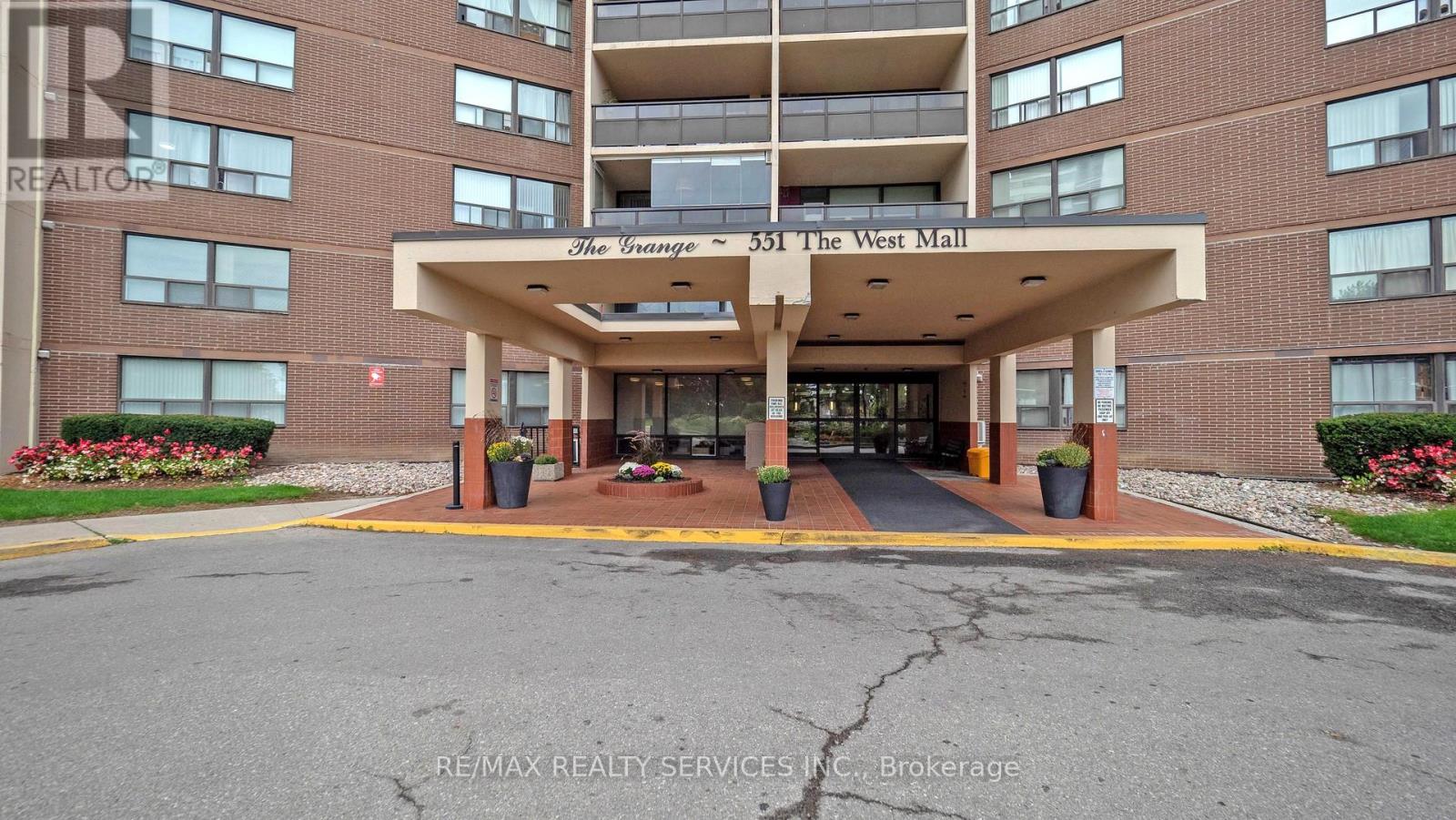 1219 - 551 The West Mall, Toronto, Ontario  M9C 1G7 - Photo 2 - W12453395