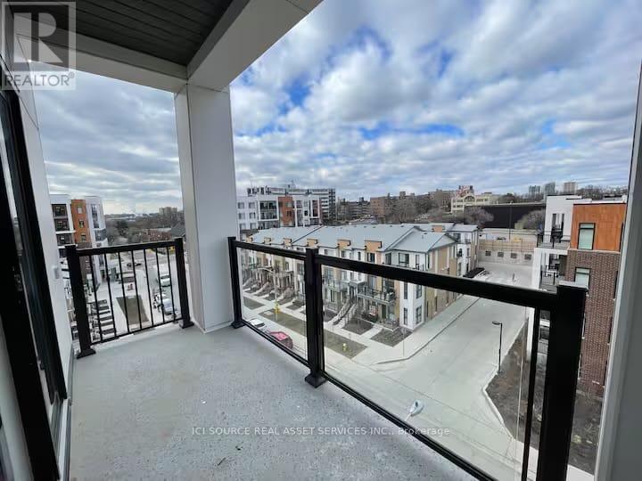 506 - 135 Canon Jackson Drive, Toronto, Ontario  M6M 0C3 - Photo 12 - W12453407