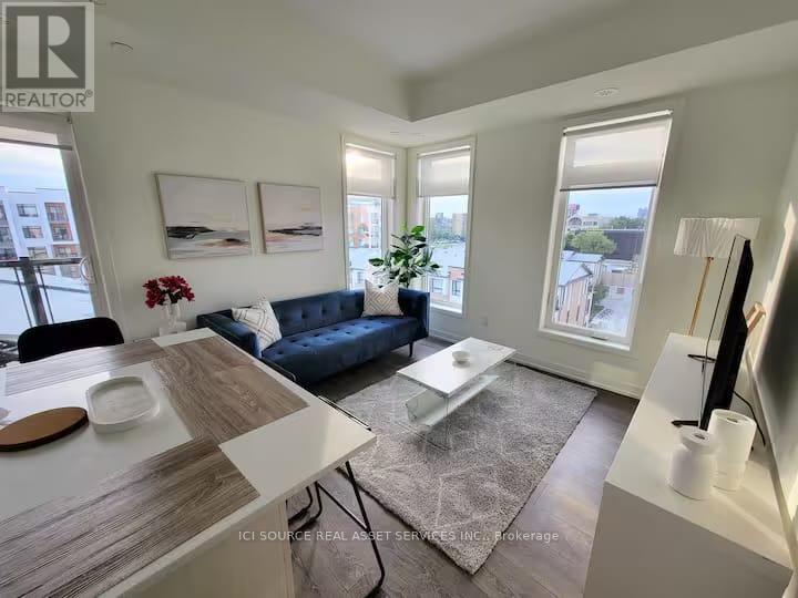 506 - 135 Canon Jackson Drive, Toronto, Ontario  M6M 0C3 - Photo 2 - W12453407