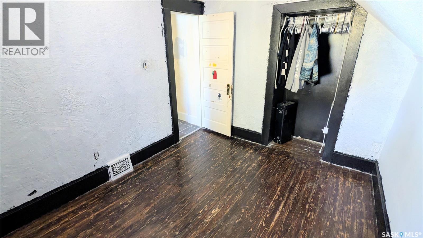 404 25th Street W, Saskatoon, Saskatchewan  S7L 0C8 - Photo 21 - SK020496