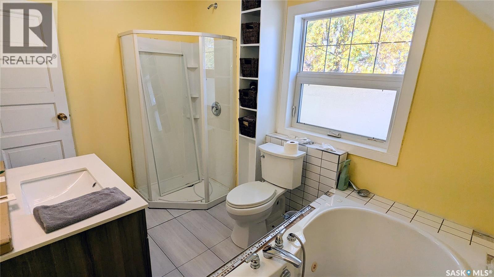 404 25th Street W, Saskatoon, Saskatchewan  S7L 0C8 - Photo 23 - SK020496