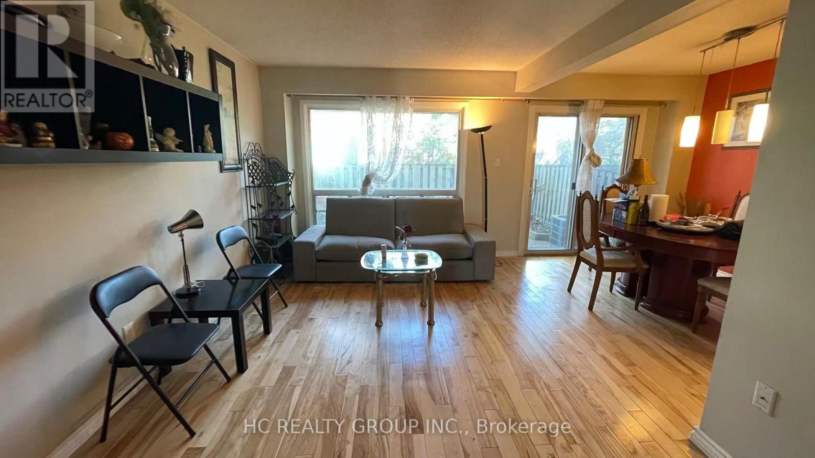 29 - 3025 Cedarglen Gate, Mississauga, Ontario  L5C 2V7 - Photo 2 - W12453414