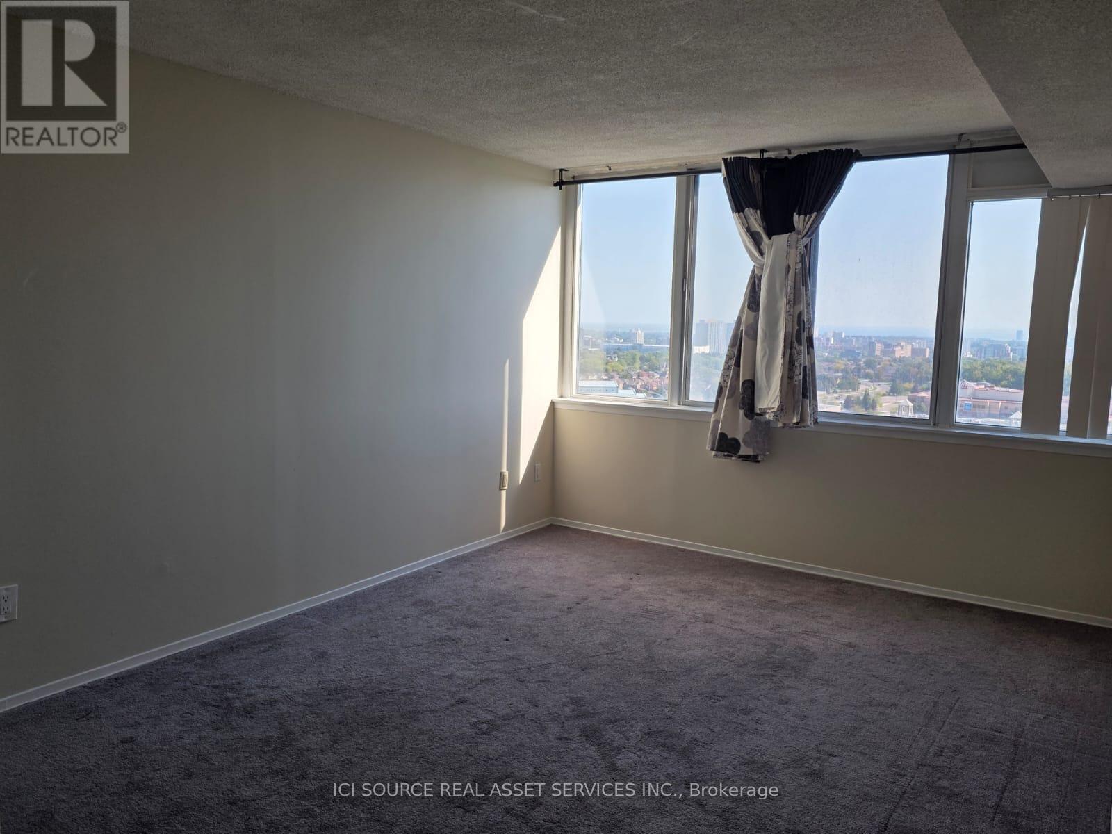 1710 - 350 Webb Drive, Mississauga, Ontario  L5B 3W4 - Photo 20 - W12453416