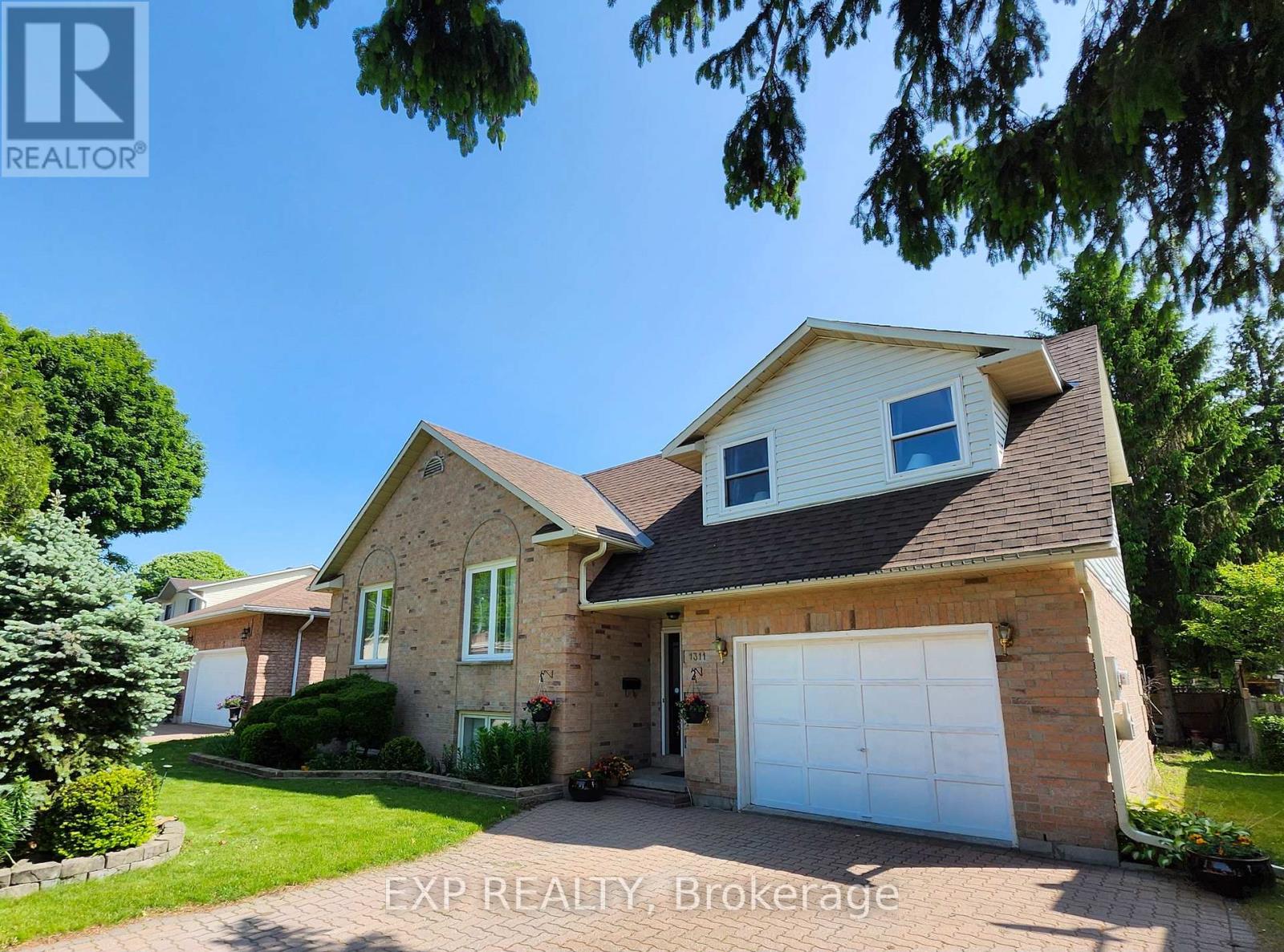 1311 Cuthbertson Avenue, Brockville, Ontario  K6V 6Y2 - Photo 2 - X12453390