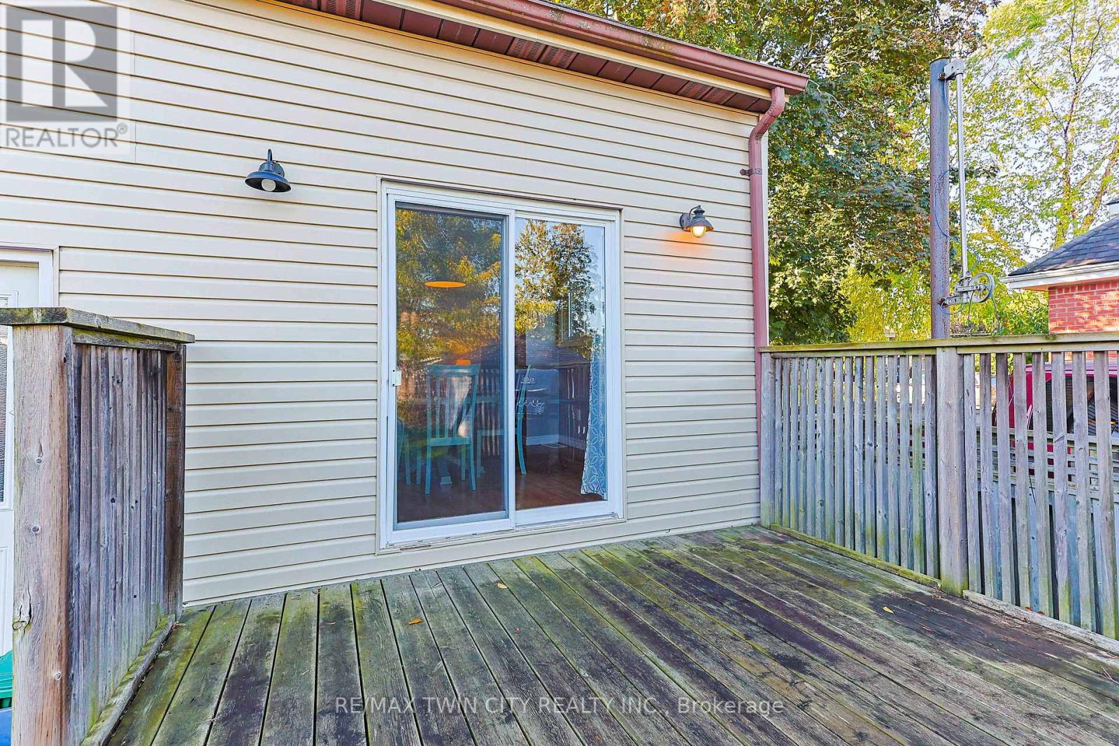 83 Baldwin Avenue, Brantford, Ontario  N3S 1H9 - Photo 31 - X12453394