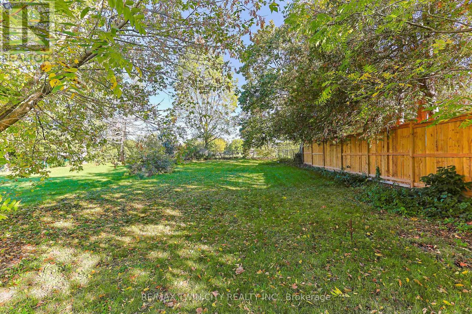 83 Baldwin Avenue, Brantford, Ontario  N3S 1H9 - Photo 36 - X12453394