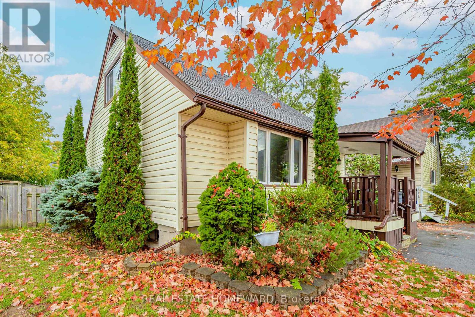 521 O'connell Road, Peterborough, Ontario  K9J 4E2 - Photo 2 - X12453415