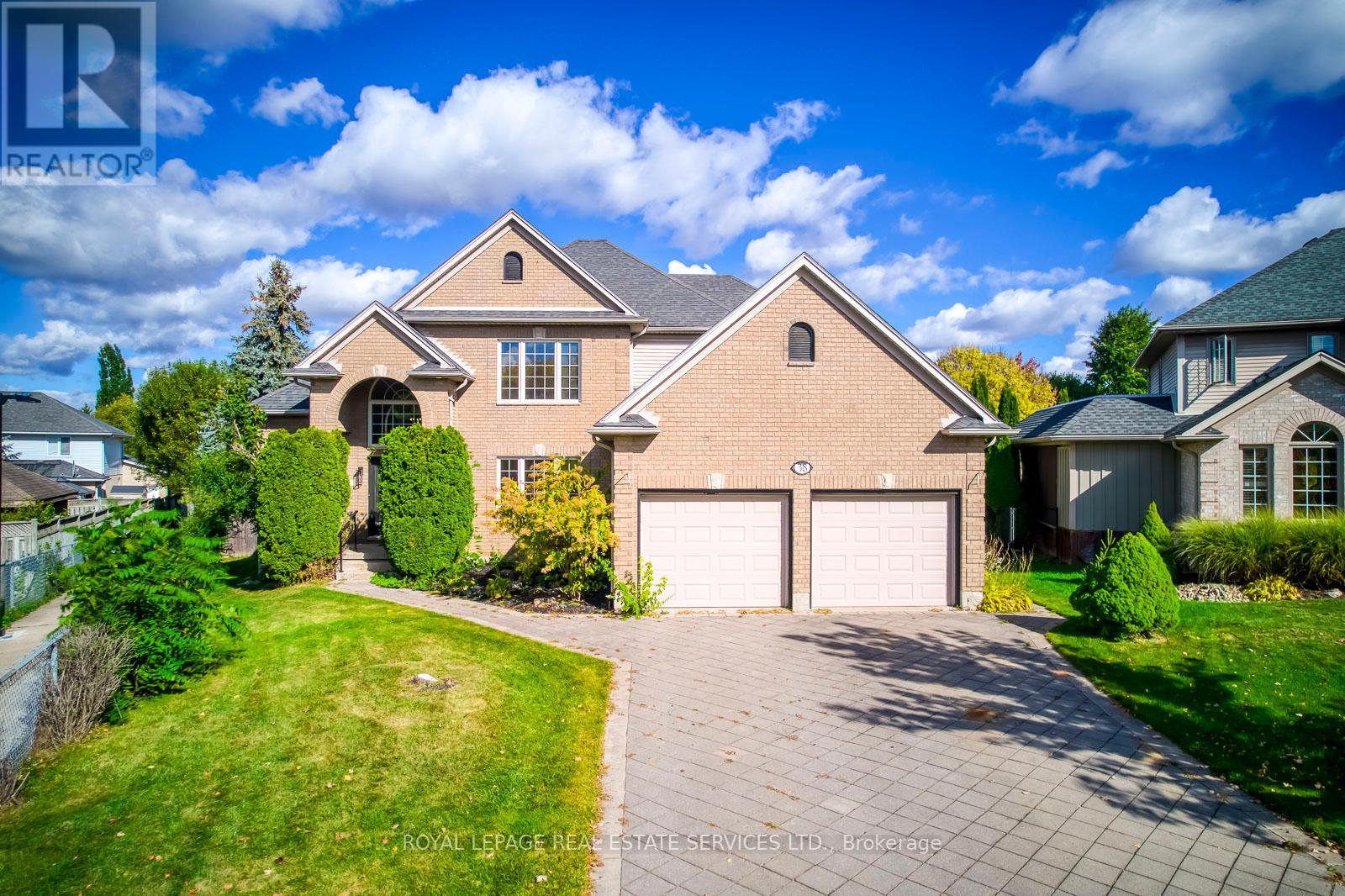 38 MORAINE WALK, London North, Ontario