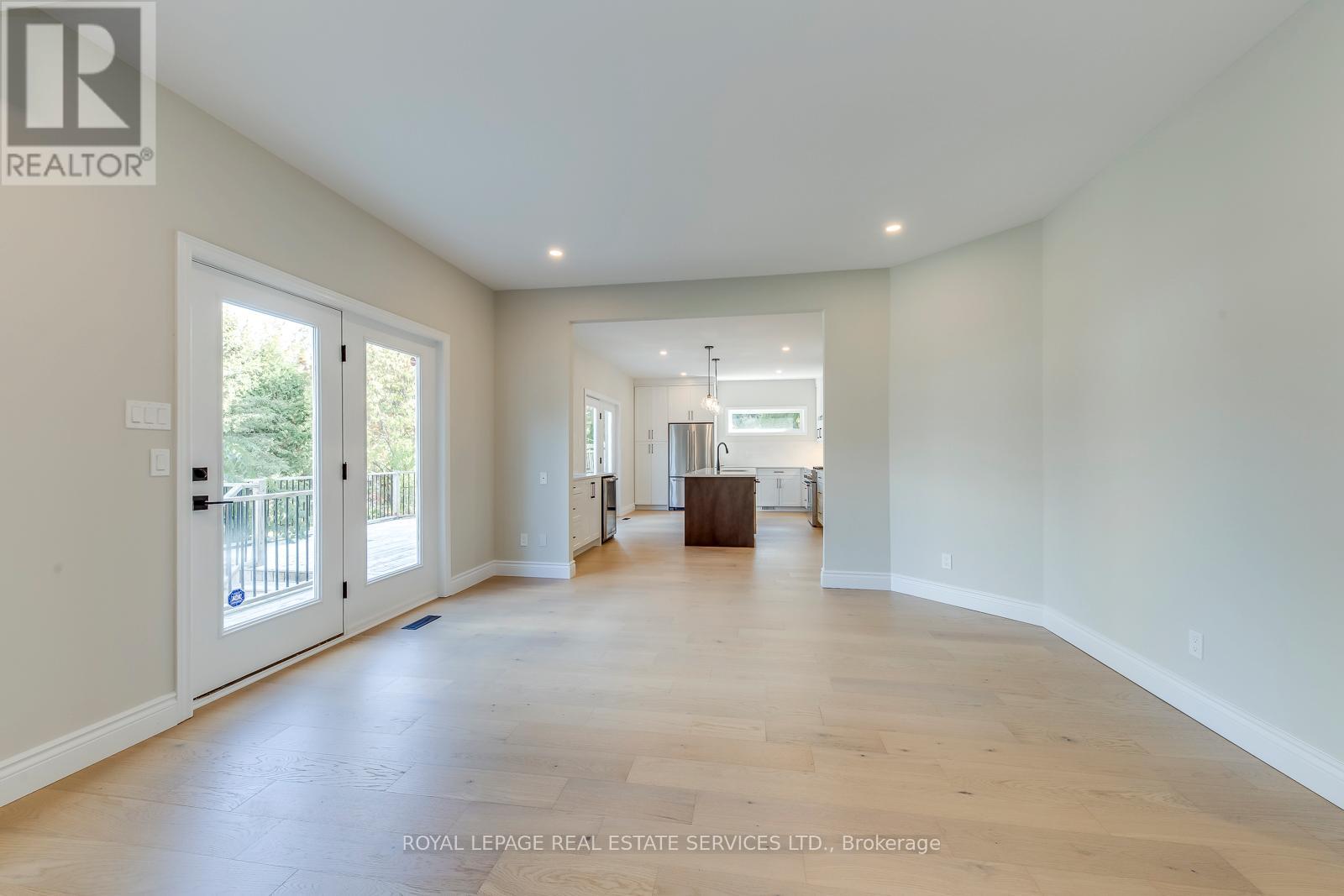 38 Moraine Walk, London North, Ontario  N6G 4Y8 - Photo 12 - X12453421