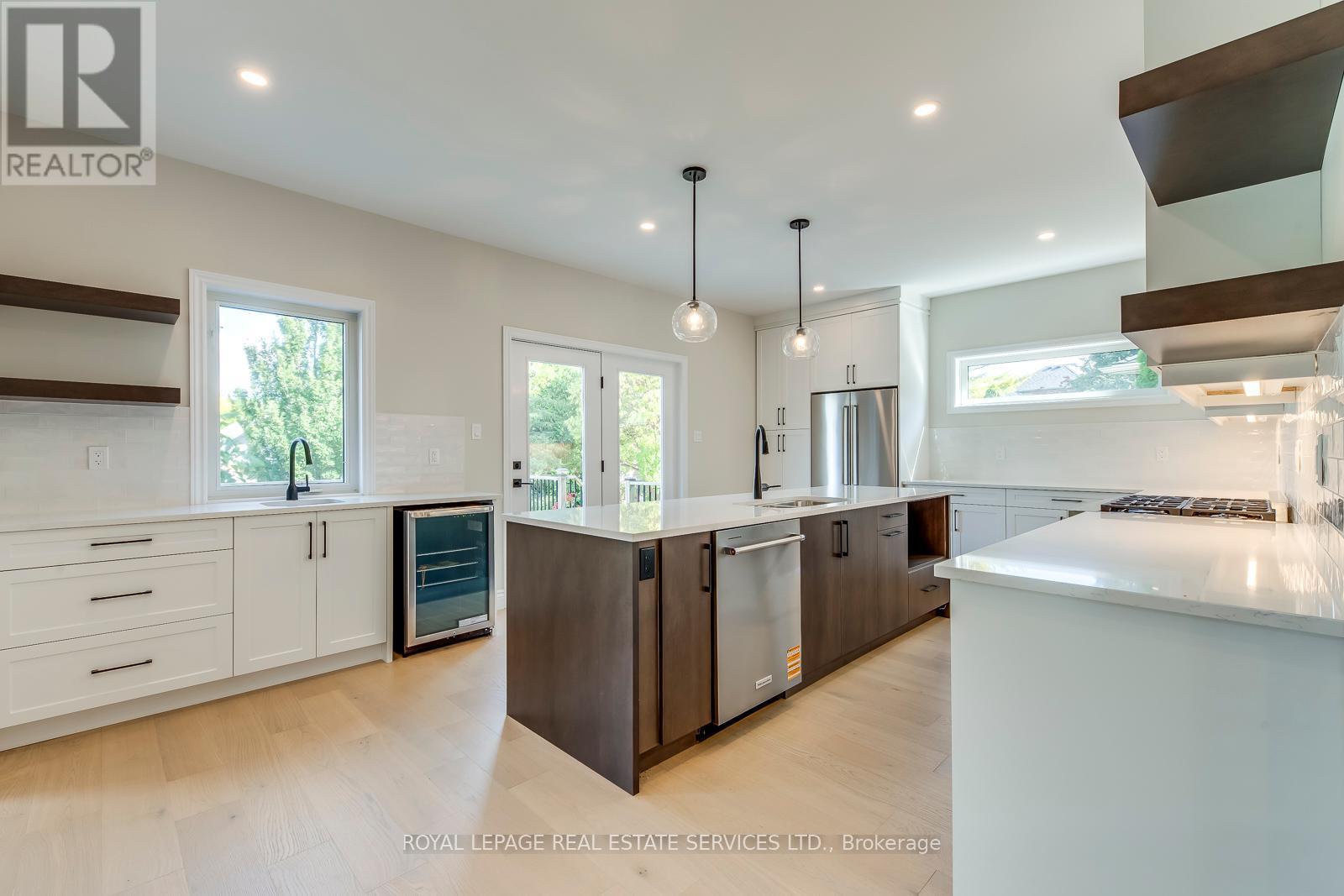 38 Moraine Walk, London North, Ontario  N6G 4Y8 - Photo 16 - X12453421