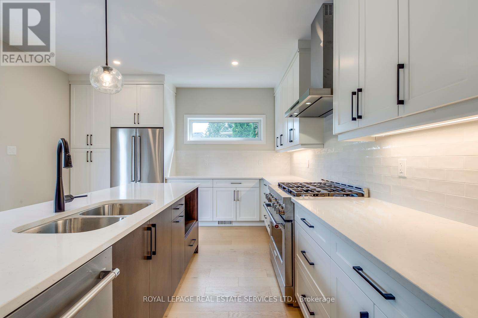 38 Moraine Walk, London North, Ontario  N6G 4Y8 - Photo 17 - X12453421