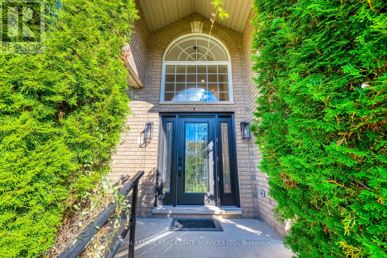 38 Moraine Walk, London North, Ontario  N6G 4Y8 - Photo 7 - X12453421
