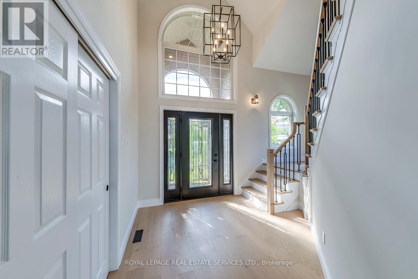38 Moraine Walk, London North, Ontario  N6G 4Y8 - Photo 8 - X12453421