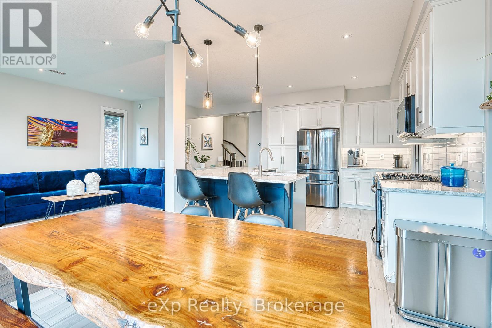 467 Devonshire Road, Saugeen Shores, Ontario  N0H 2C0 - Photo 17 - X12453444