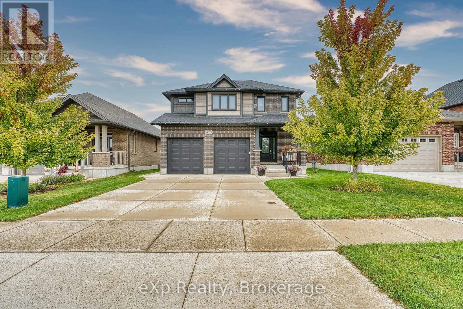 467 Devonshire Road, Saugeen Shores, Ontario  N0H 2C0 - Photo 2 - X12453444
