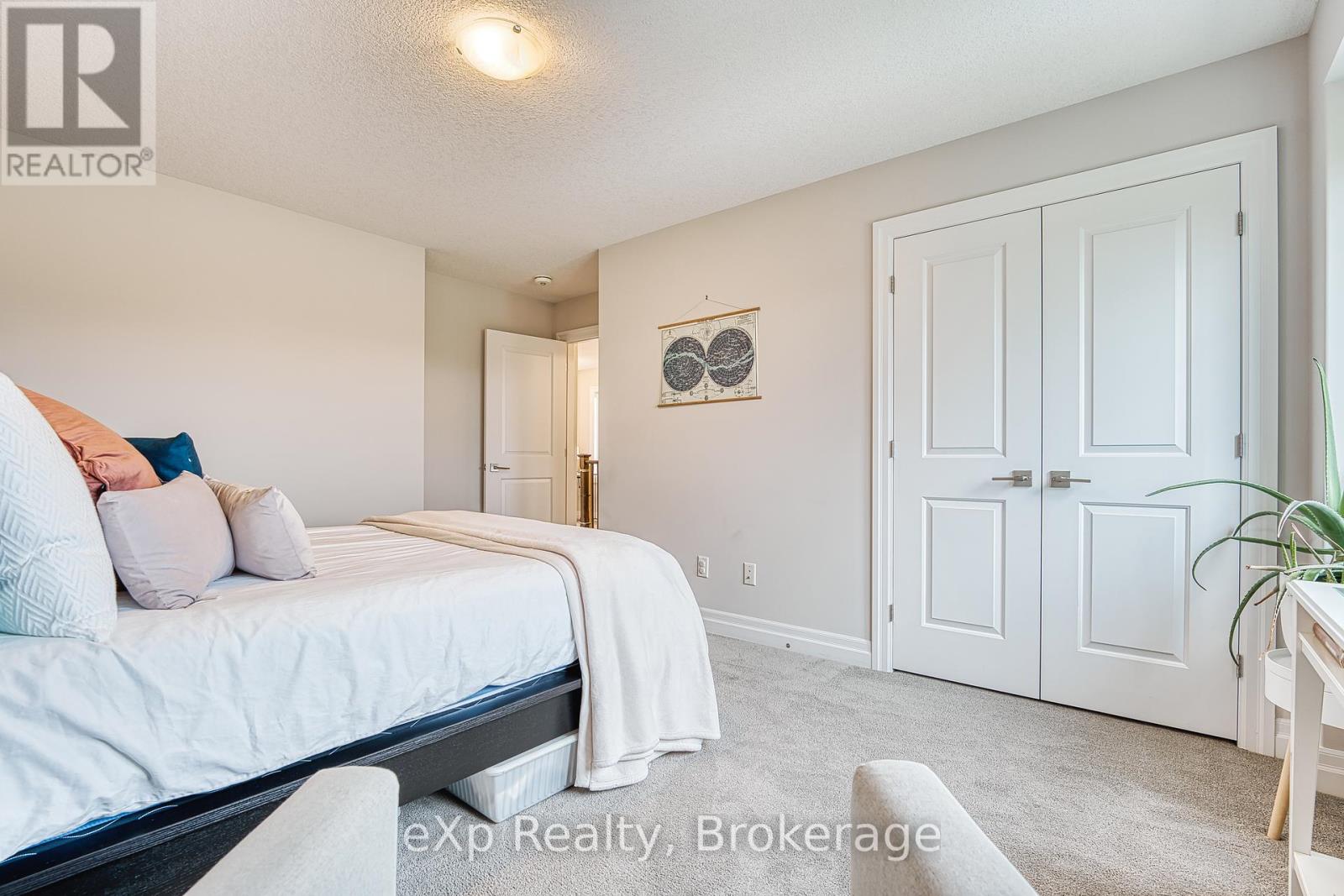 467 Devonshire Road, Saugeen Shores, Ontario  N0H 2C0 - Photo 32 - X12453444