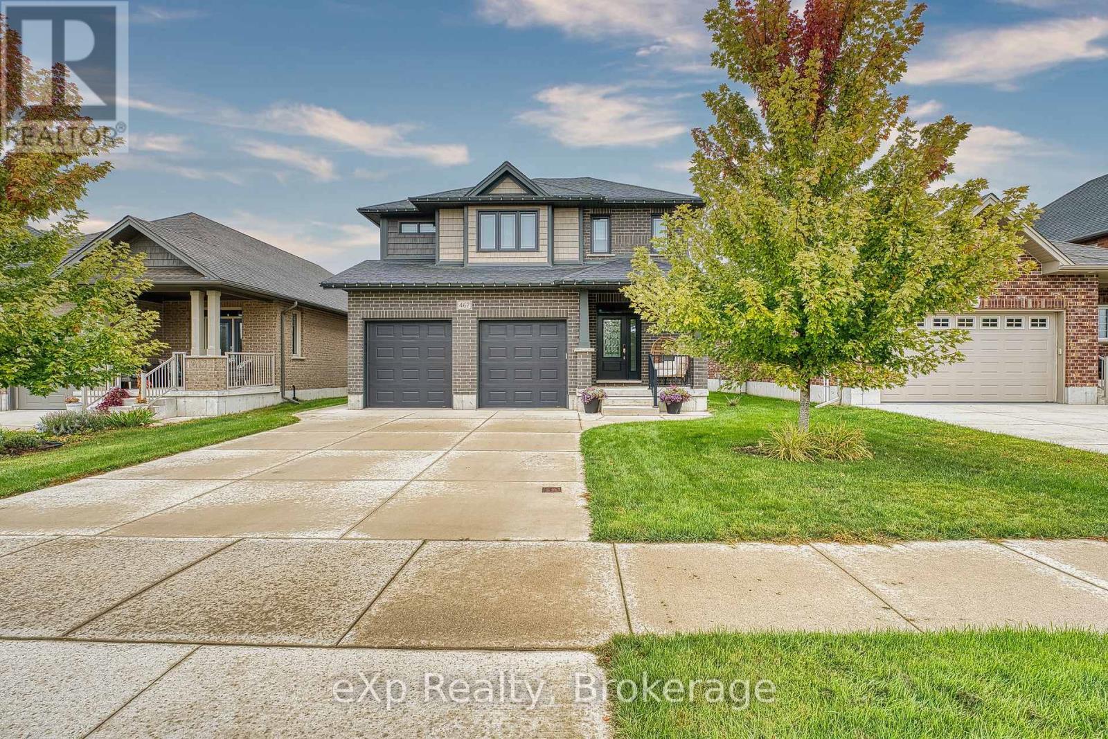 467 Devonshire Road, Saugeen Shores, Ontario  N0H 2C0 - Photo 4 - X12453444