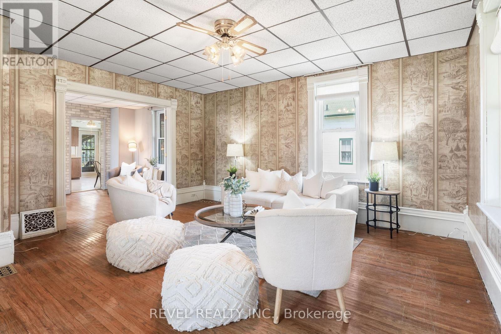 60 Elgin Street, Kawartha Lakes, Ontario  K9V 3W5 - Photo 12 - X12453437